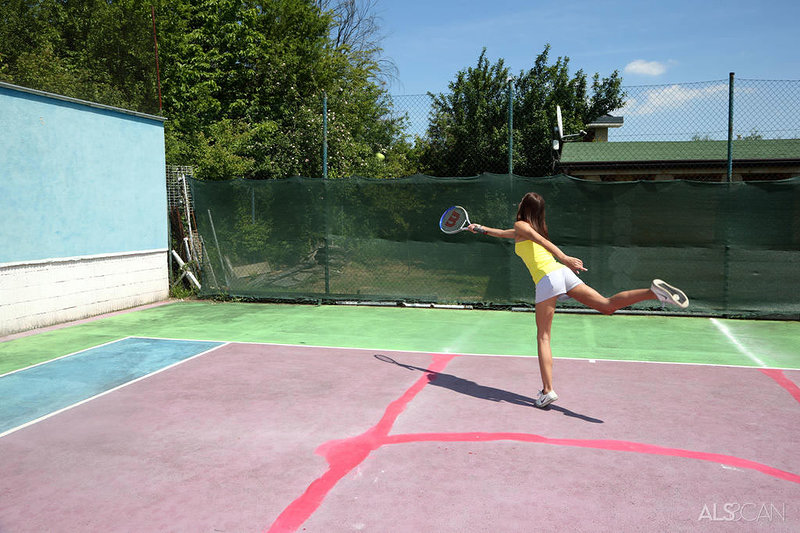 Мила, 18 лет, 4 размер груди